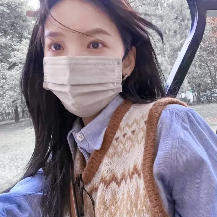 河畔的朔子海报