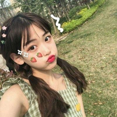 八美图海报